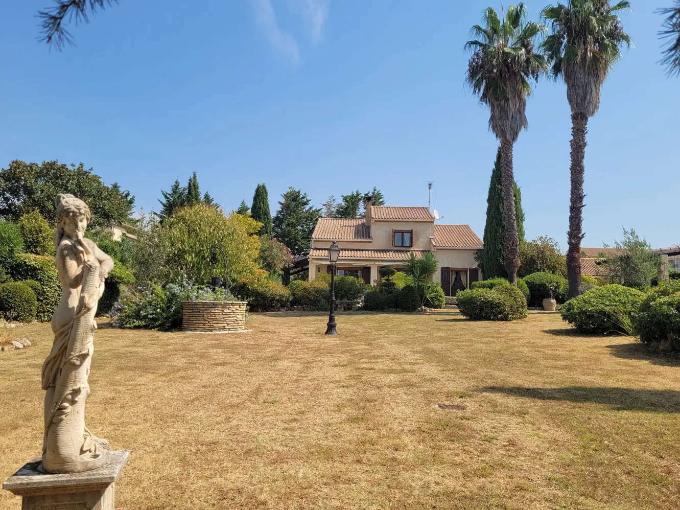 Detached House Of 251 M² In Meze, France