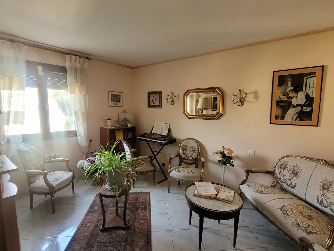 Detached House Of 251 M² In Meze, France