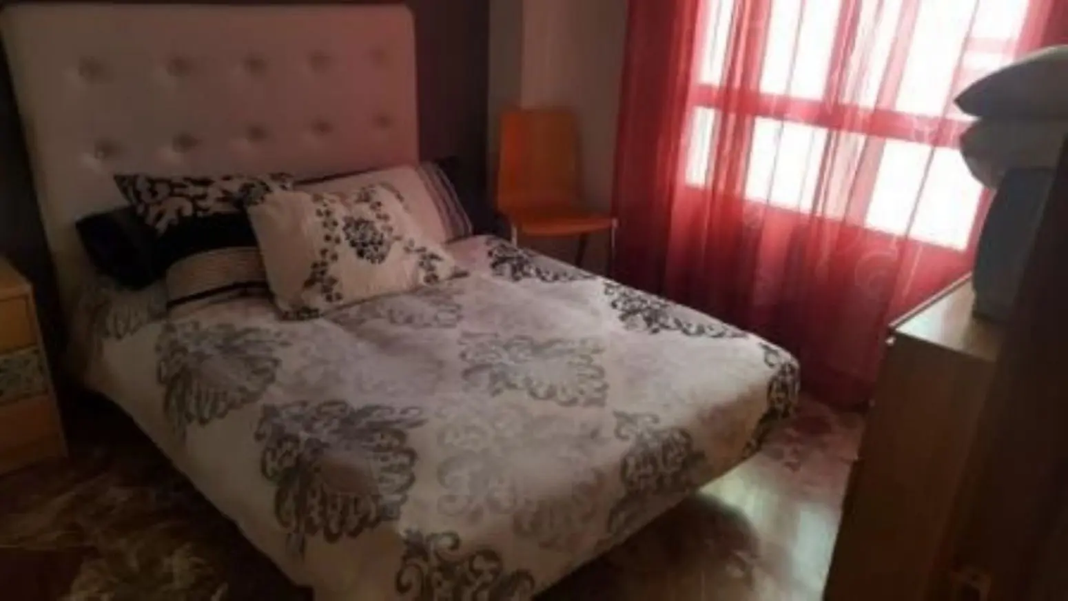5-bedroom Flat In Elche, Spain (190 M²)