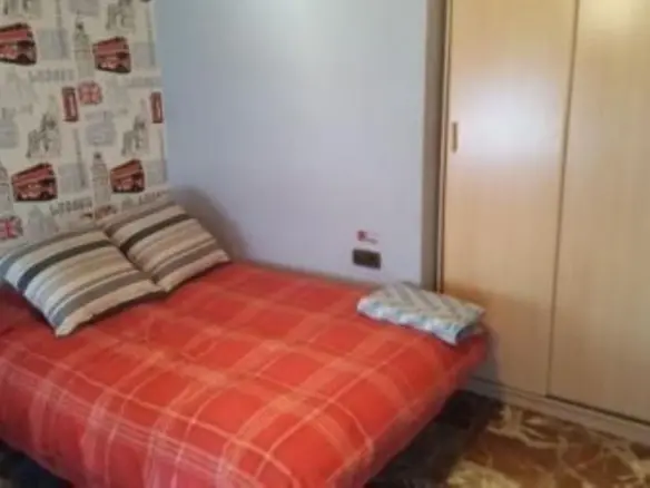 5-bedroom Flat In Elche, Spain (190 M²)