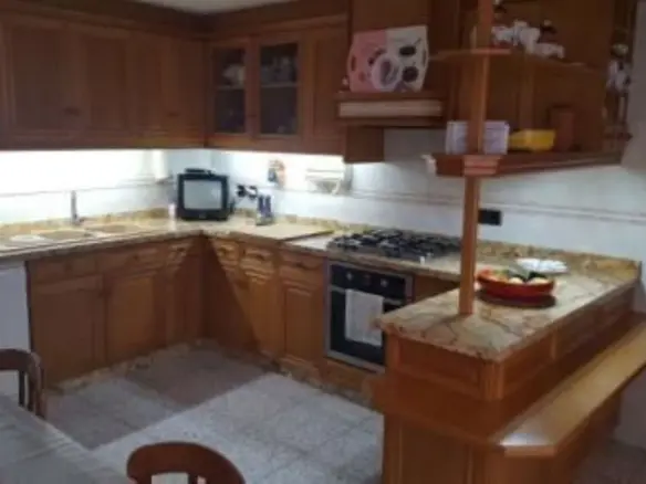 5-bedroom Flat In Elche, Spain (190 M²)