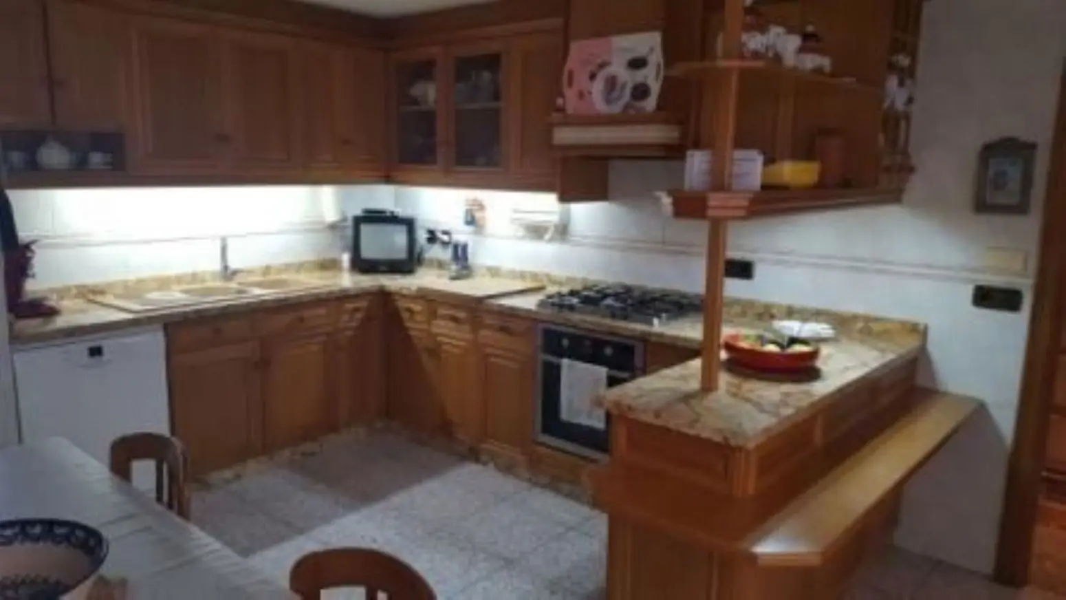 5-bedroom Flat In Elche, Spain (190 M²)