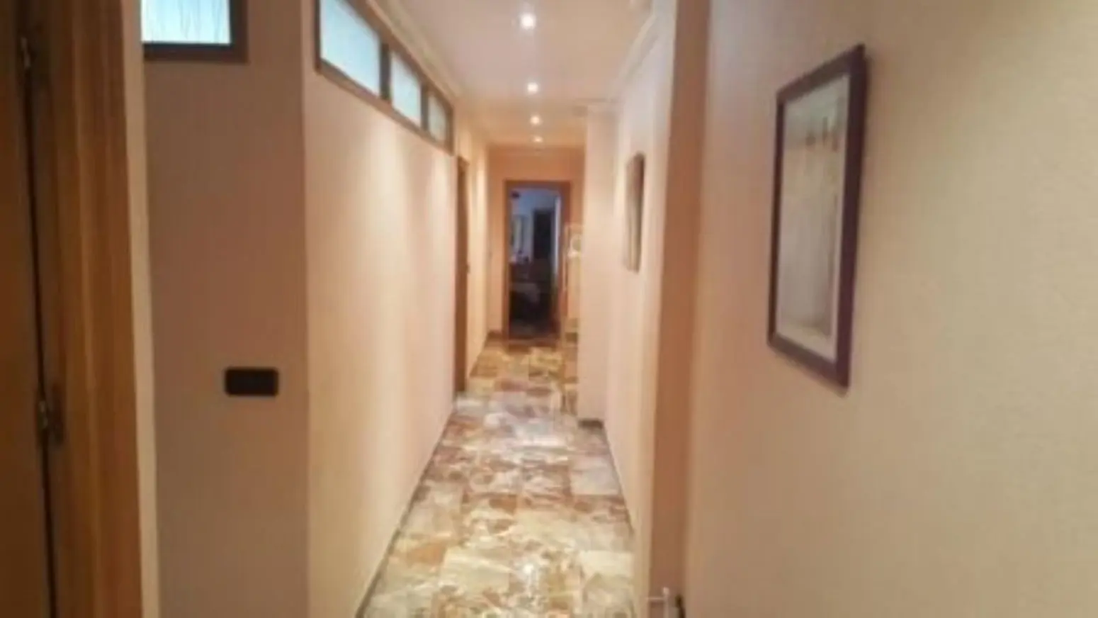 5-bedroom Flat In Elche, Spain (190 M²)