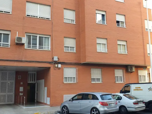 120 M² Flat In Elche, Spain