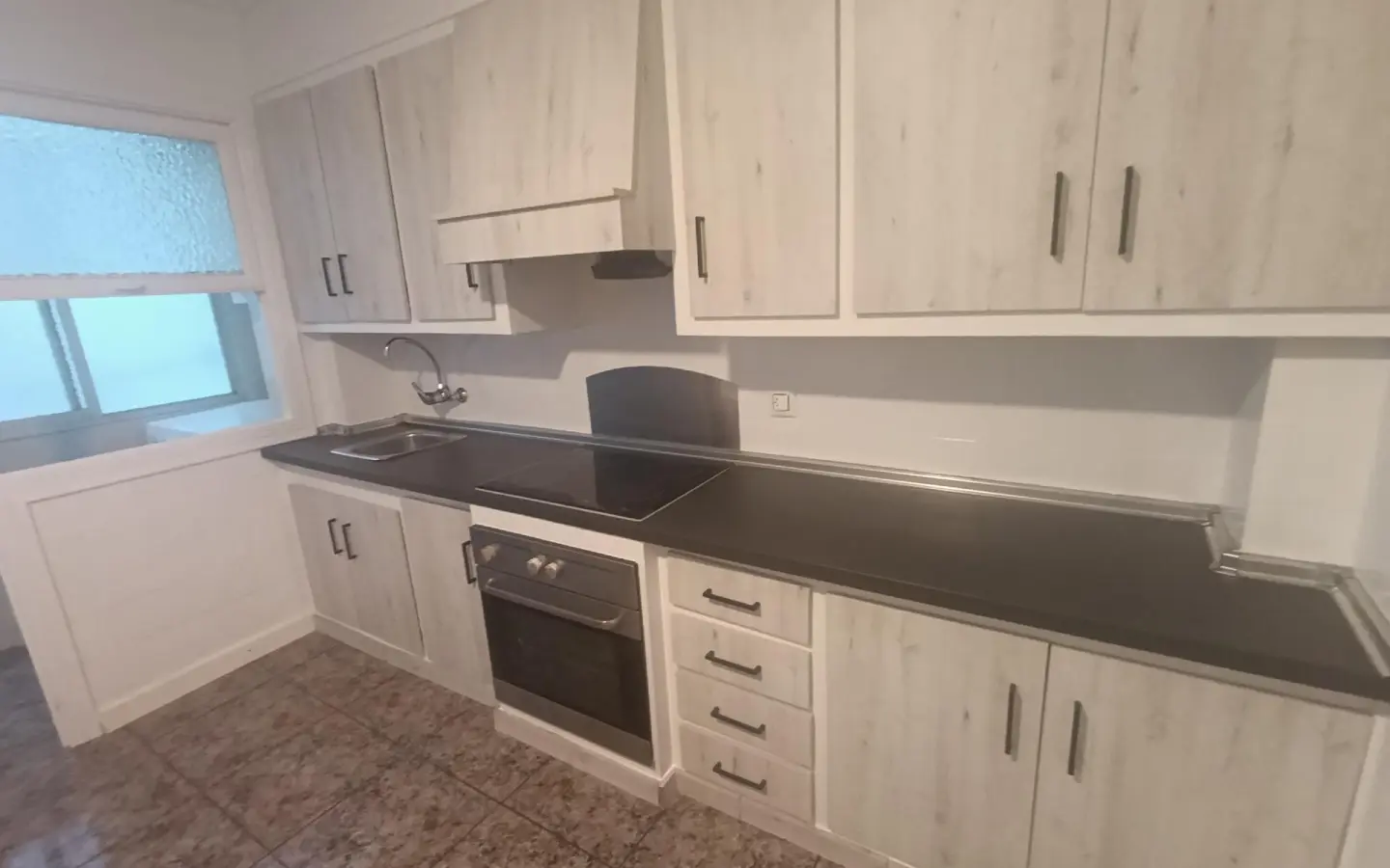 2-bedroom Flat In Elche, Spain (80 M²)