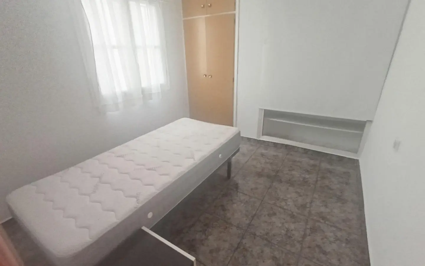 2-bedroom Flat In Elche, Spain (80 M²)