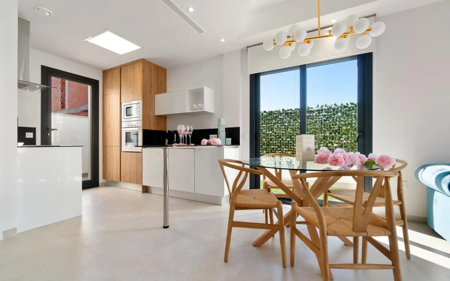 3-bedroom Villa In Los Montesinos, Spain (117 M²)