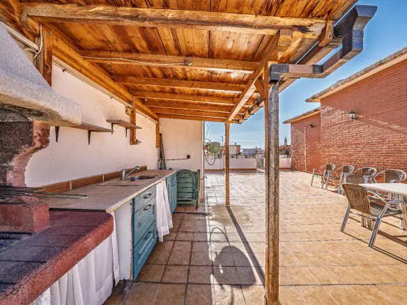 Penthouse Of 160 M² In Alicante, Spain