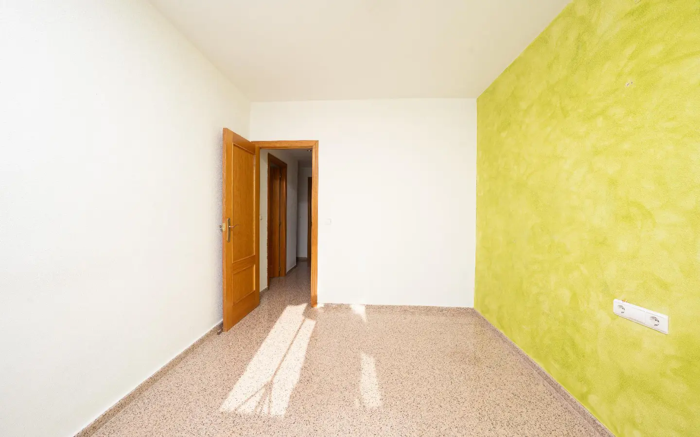 3-bedroom Penthouse In Alicante, Spain (160 M²)