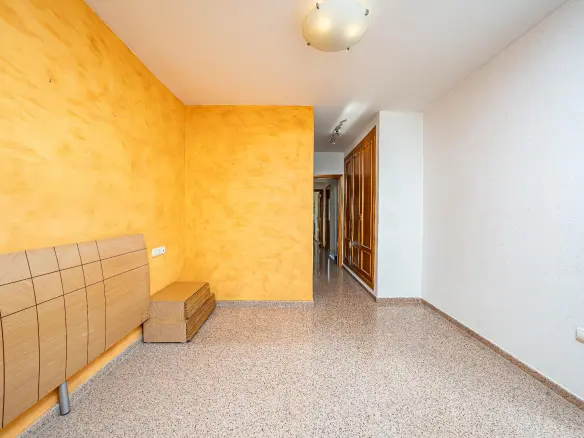 3-bedroom Penthouse In Alicante, Spain (160 M²)