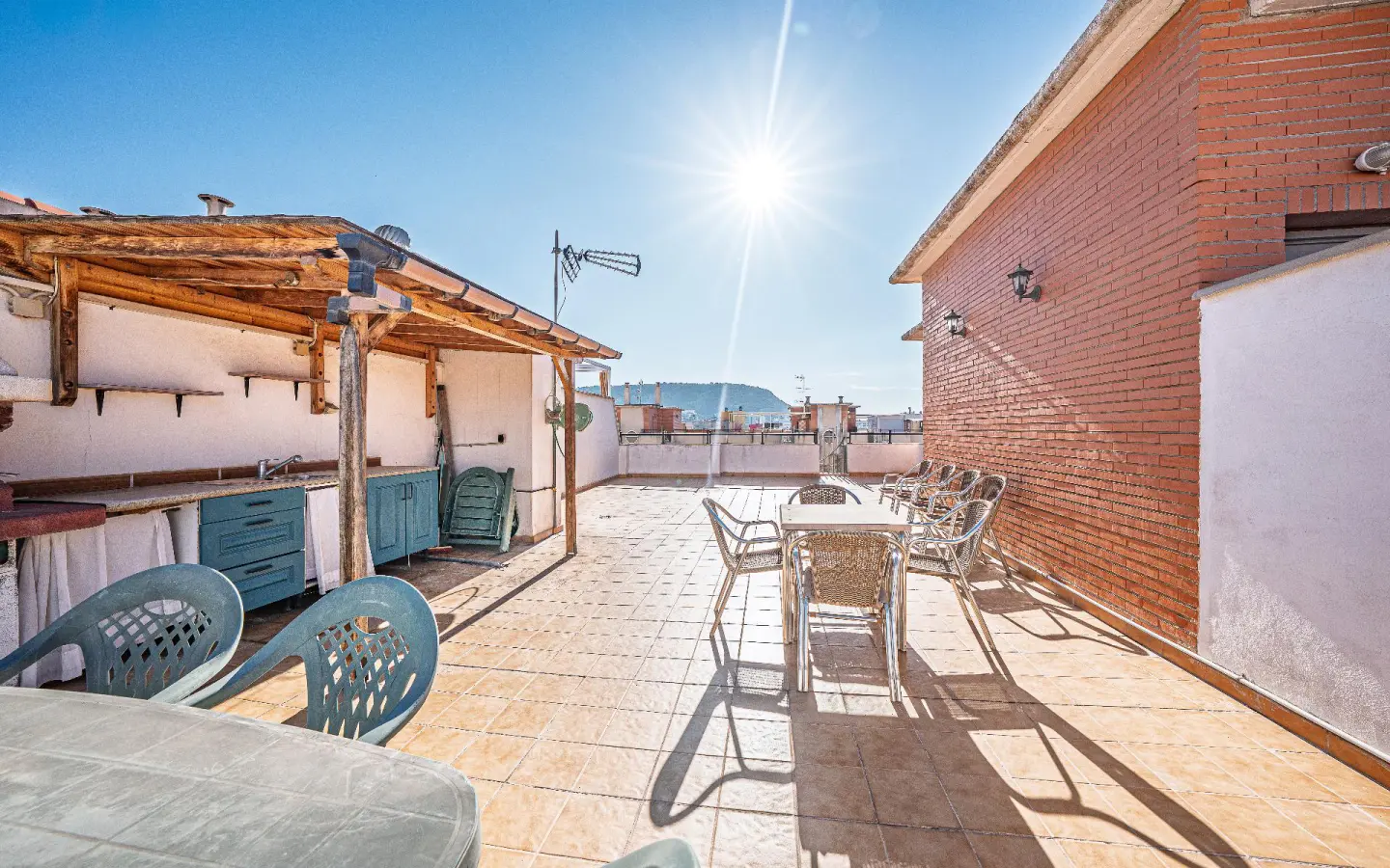 3-bedroom Penthouse In Alicante, Spain (160 M²)