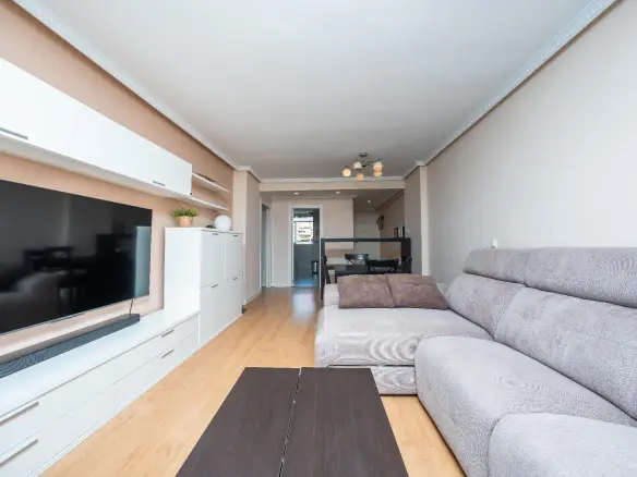 Apartment Of 121 M² In Alicante, Spain
