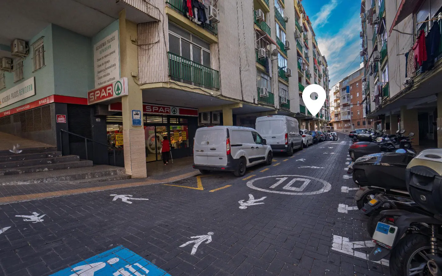 Warehouse In Benidorm, Spain (116 M²)
