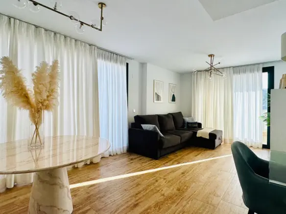 2-bedroom Apartment In Villajoyosa, Spain (138 M²)