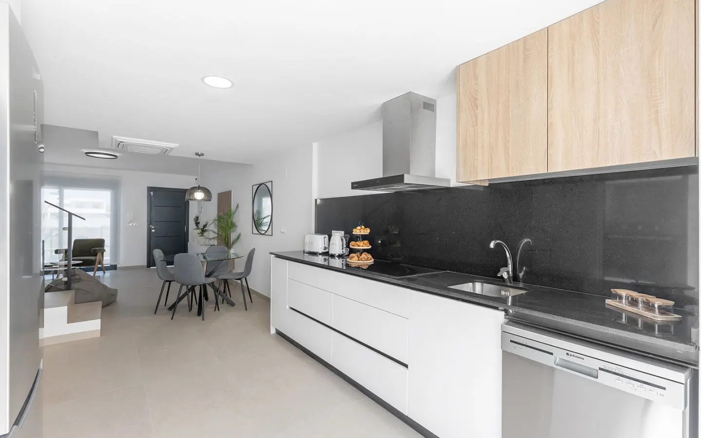 4-bedroom Terraced House In Rafal, Spain (212 M²)