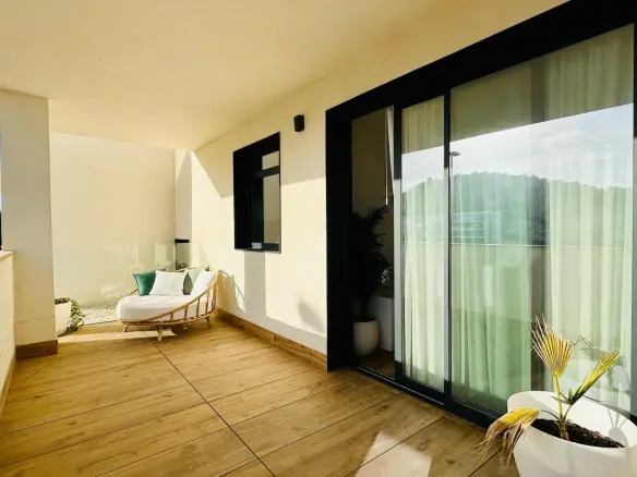 2-bedroom Apartment In Villajoyosa, Spain (138 M²)