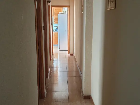 3-bedroom Flat In Elche, Spain (84 M²)