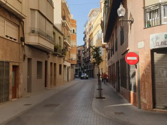 3-bedroom Flat In Elche, Spain (84 M²)