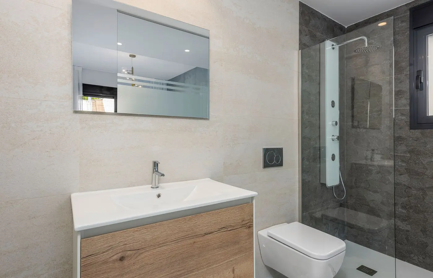 3-bedroom Bungalow In San Miguel De Salinas, Spain (169 M²)
