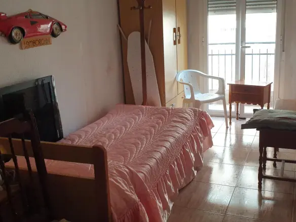 3-bedroom Flat In Elche, Spain (84 M²)