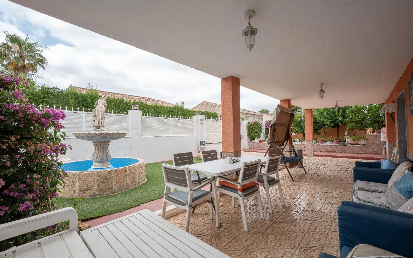 6-bedroom Villa In La Nucía, Spain (280 M²)