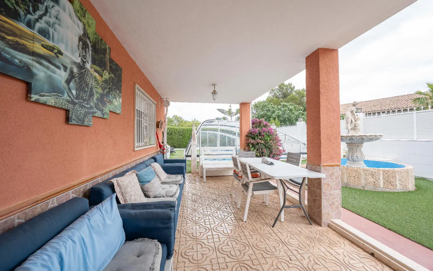6-bedroom Villa In La Nucía, Spain (280 M²)