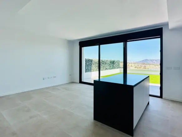 2-bedroom Apartment In Finestrat, Spain (166 M²)