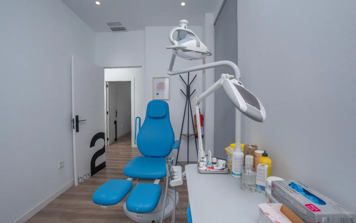 4-bedroom Commercial Unit In Alicante, Spain (65 M²)