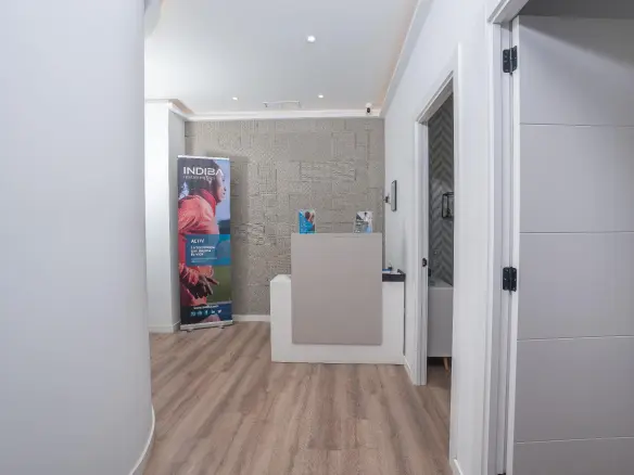 4-bedroom Commercial Unit In Alicante, Spain (65 M²)