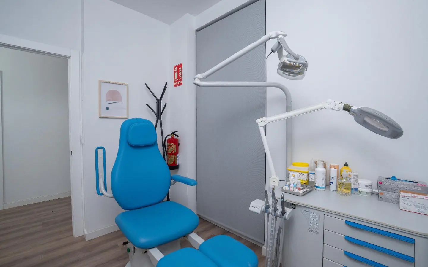 4-bedroom Commercial Unit In Alicante, Spain (65 M²)