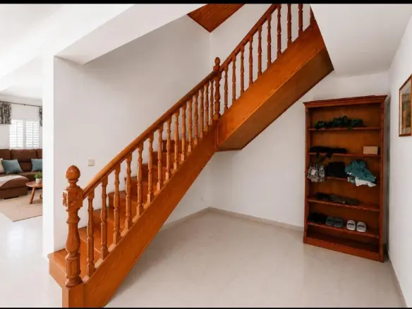 4-bedroom Penthouse In Torrevieja, Spain (170 M²)
