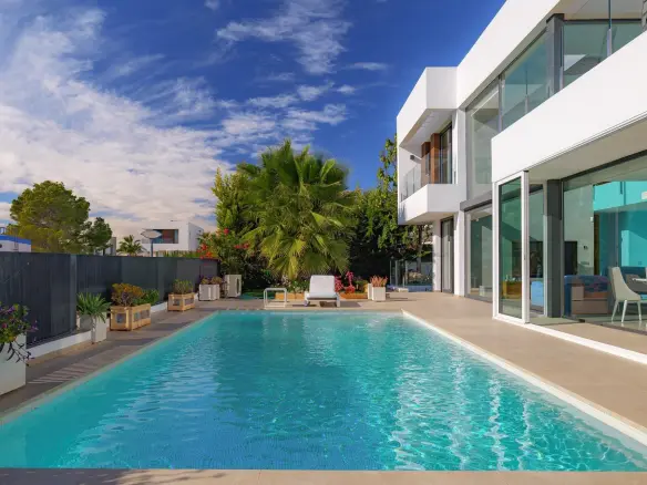 4-bedroom Villa In Finestrat, Spain (418 M²)