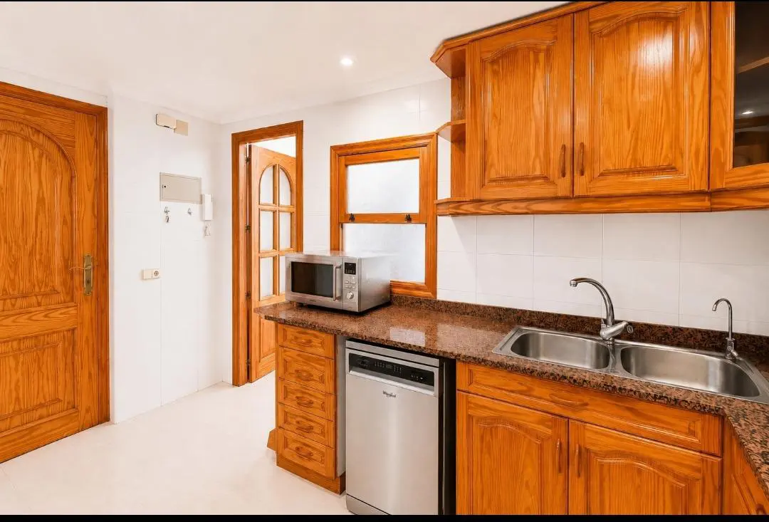 Penthouse Of 170 M² In Torrevieja, Spain