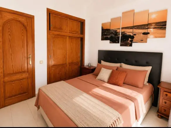 4-bedroom Penthouse In Torrevieja, Spain (170 M²)