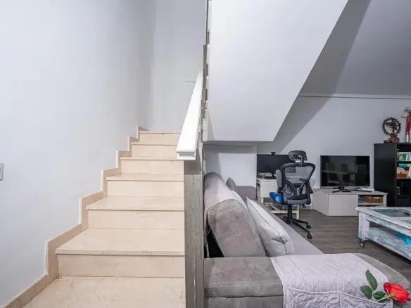 3-bedroom Terraced House In Elche, Spain (115 M²)