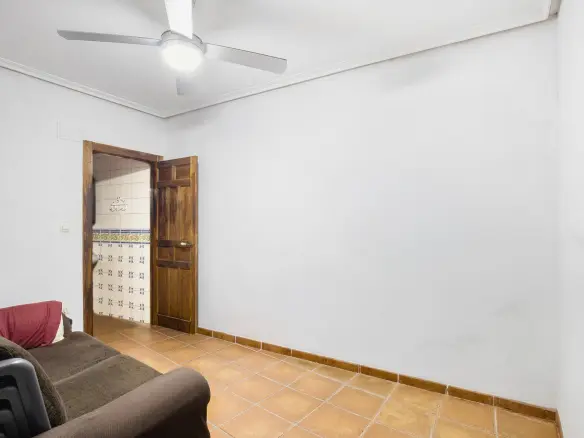 6-bedroom House In Novelda, Spain (364 M²)