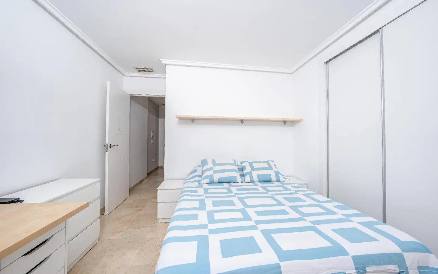 3-bedroom Terraced House In Elche, Spain (115 M²)