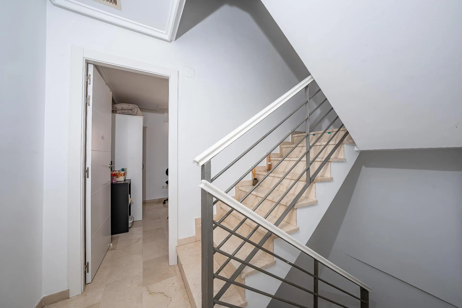 3-bedroom Terraced House In Elche, Spain (115 M²)