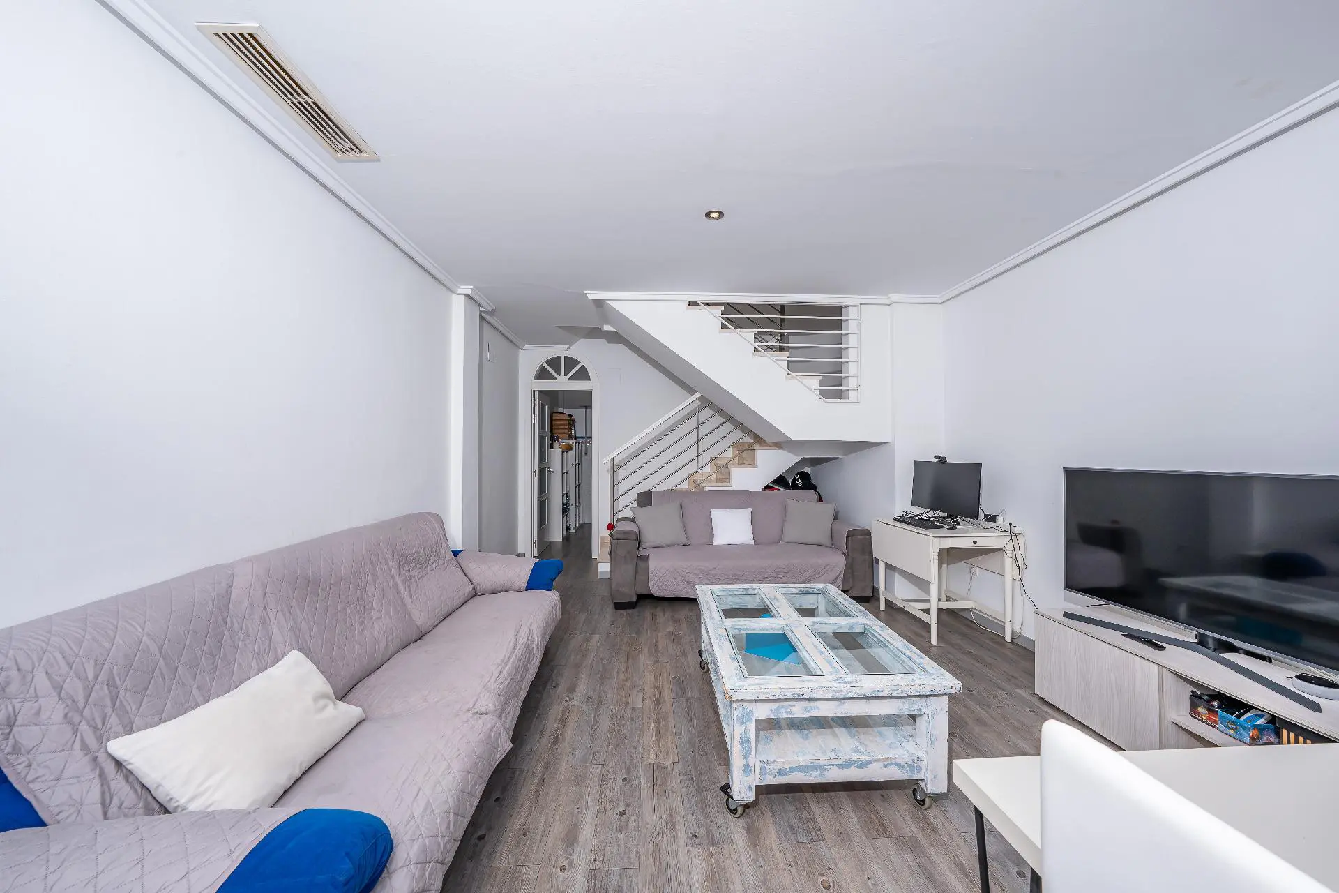 3-bedroom Terraced House In Elche, Spain (115 M²)