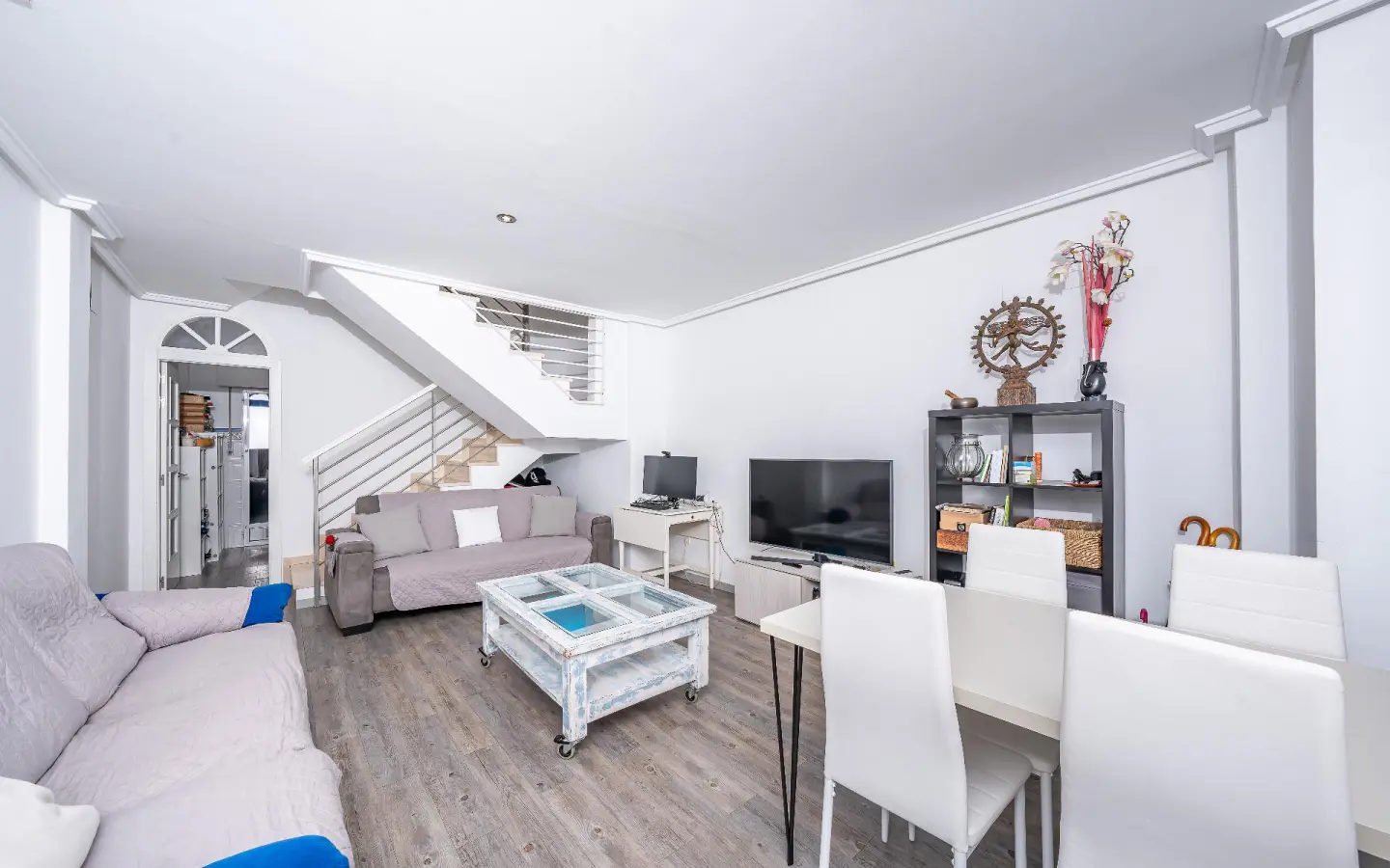 3-bedroom Terraced House In Elche, Spain (115 M²)
