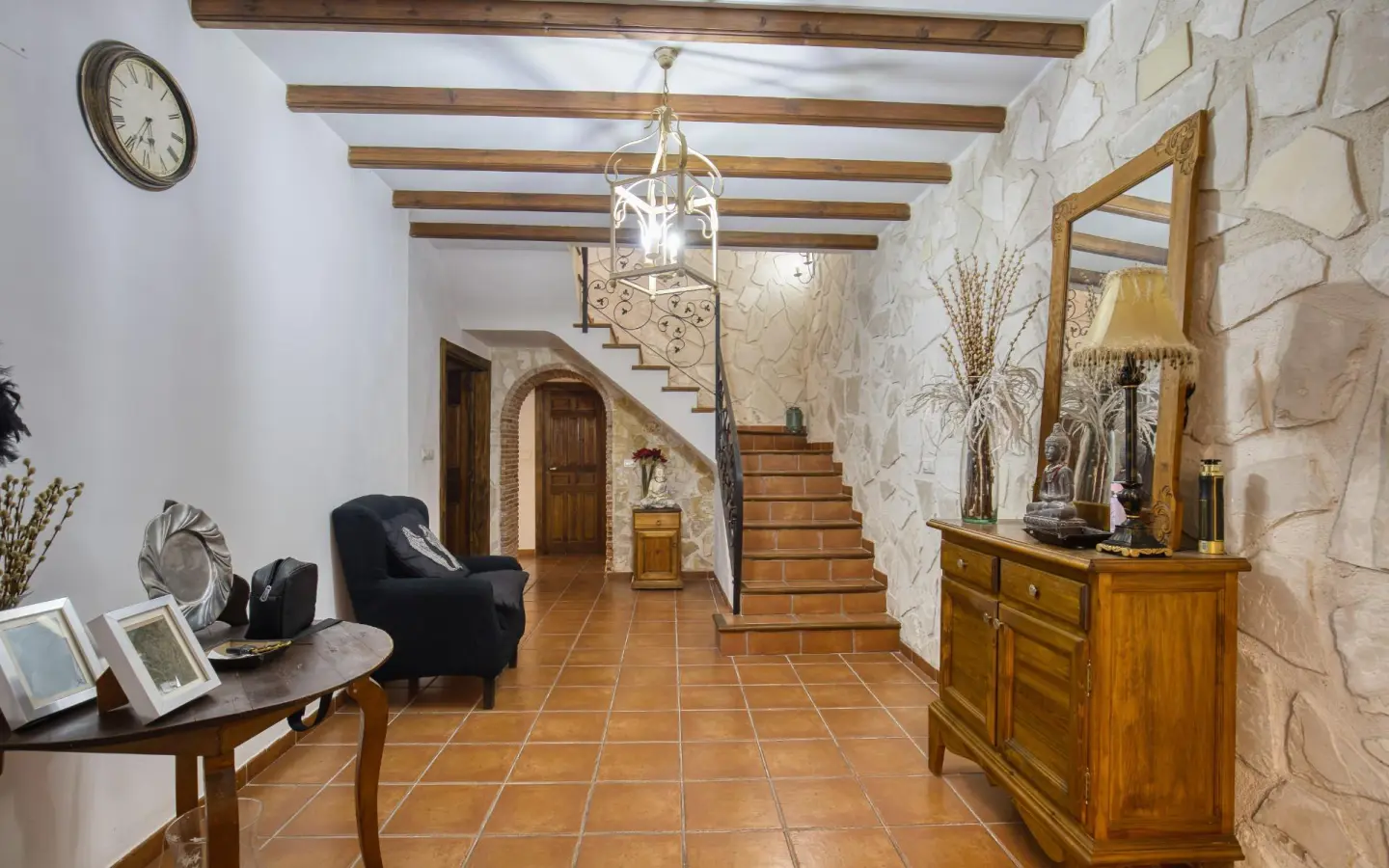 6-bedroom House In Novelda, Spain (364 M²)