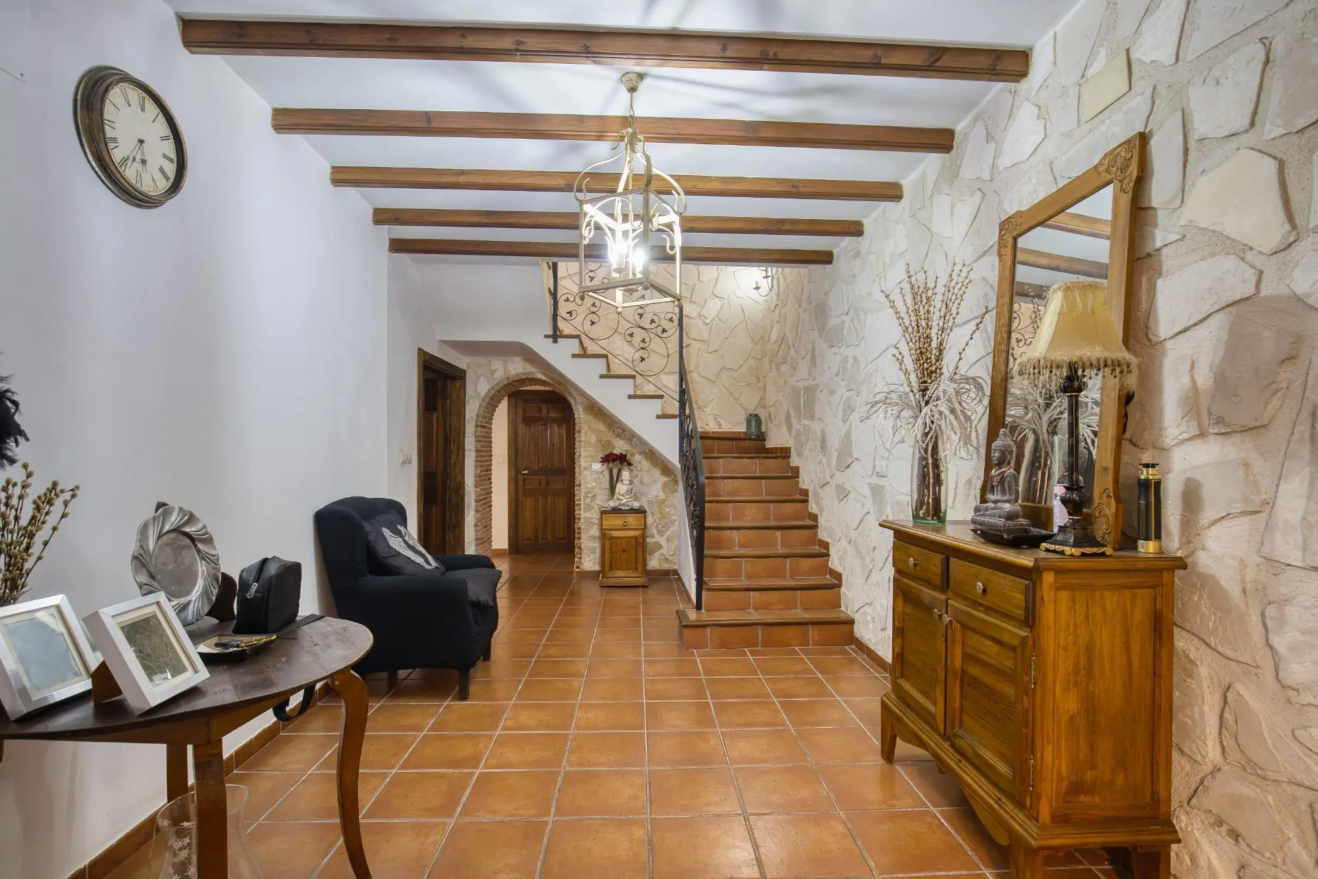 6-bedroom House In Novelda, Spain (364 M²)