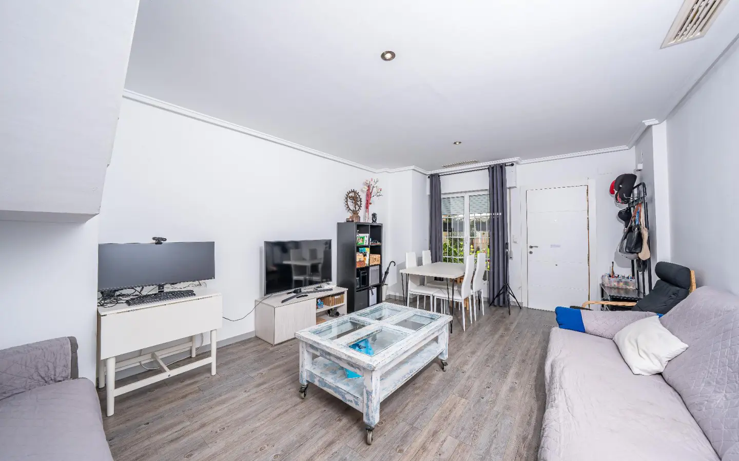 3-bedroom Terraced House In Elche, Spain (115 M²)