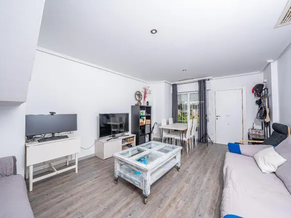 3-bedroom Terraced House In Elche, Spain (115 M²)