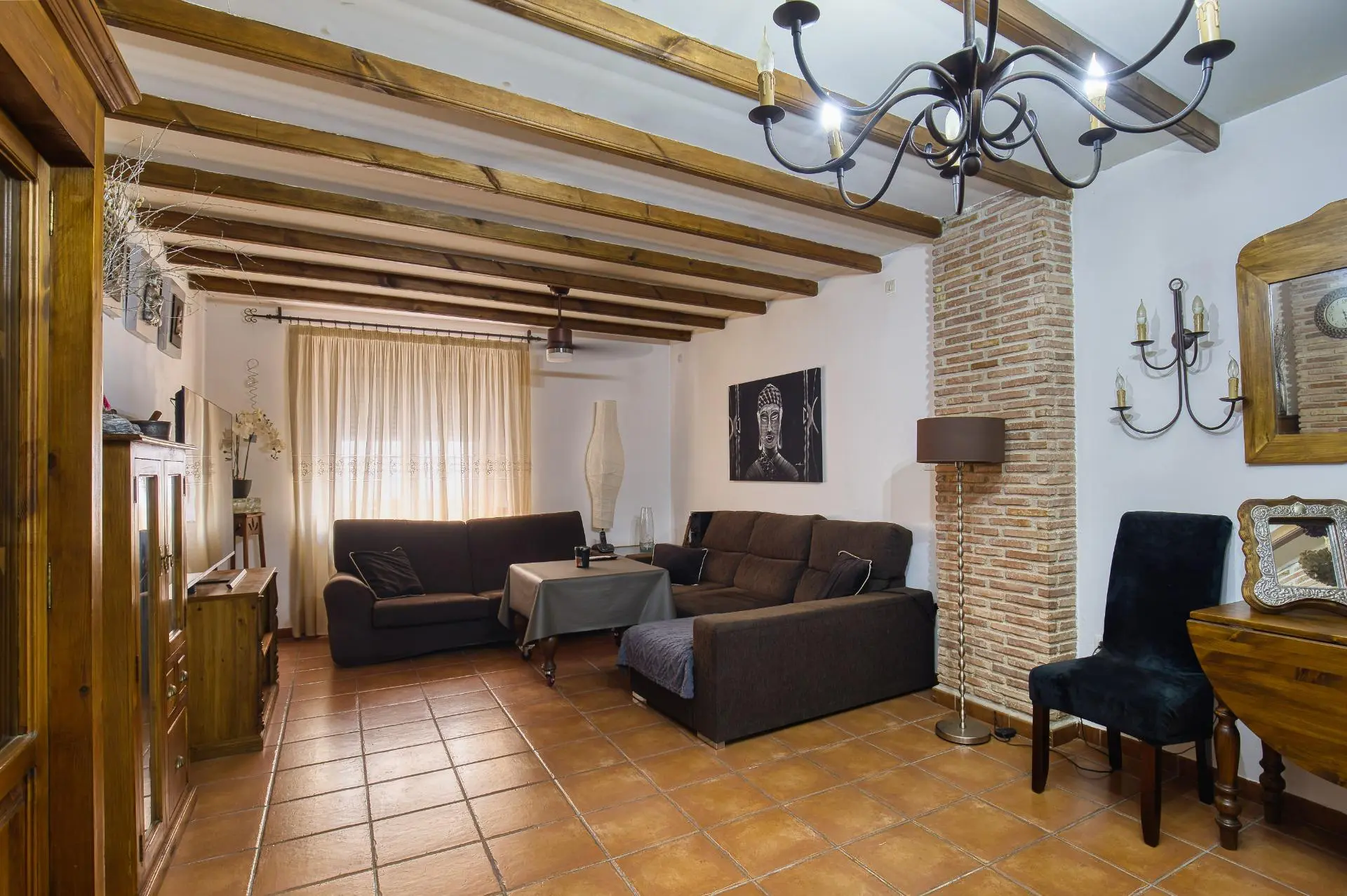 6-bedroom House In Novelda, Spain (364 M²)