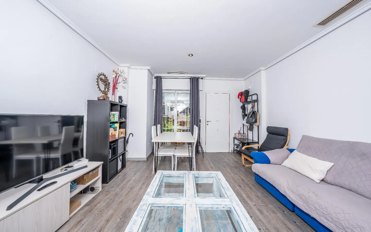 3-bedroom Terraced House In Elche, Spain (115 M²)