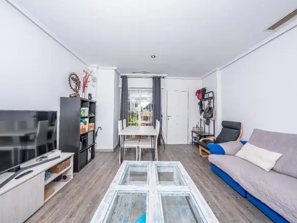 3-bedroom Terraced House In Elche, Spain (115 M²)