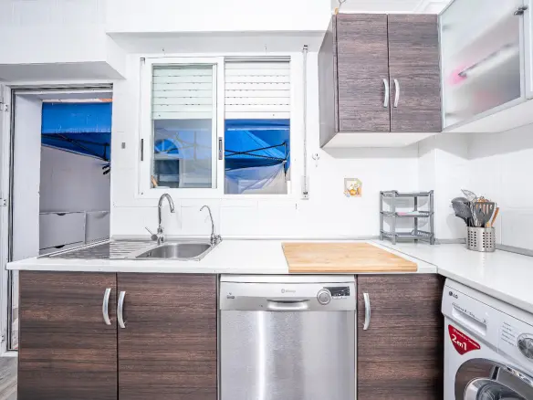 3-bedroom Terraced House In Elche, Spain (115 M²)