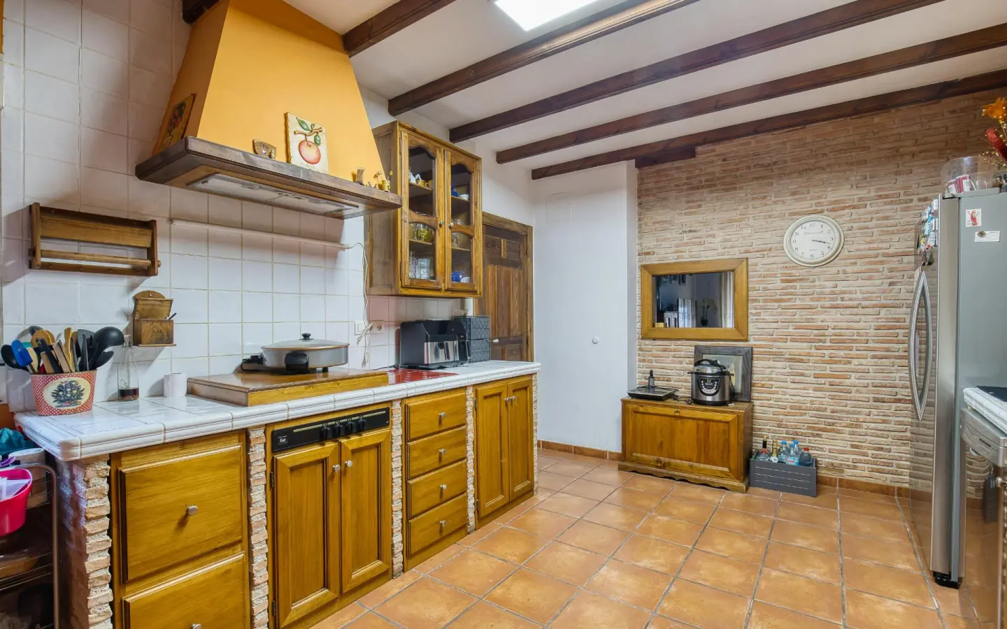 6-bedroom House In Novelda, Spain (364 M²)
