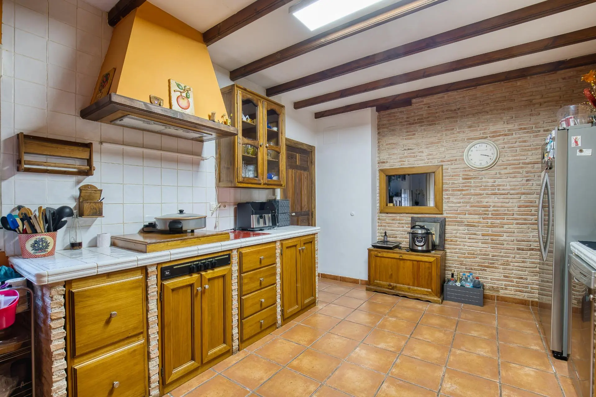 6-bedroom House In Novelda, Spain (364 M²)